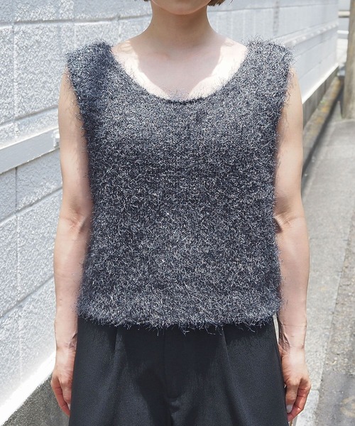 tiptop（ティップトップ）の「ラメフェザー2wayベスト（ベスト・レディース・グレー/チャコールグレー/アイボリー・FREE）」の18枚目の写真