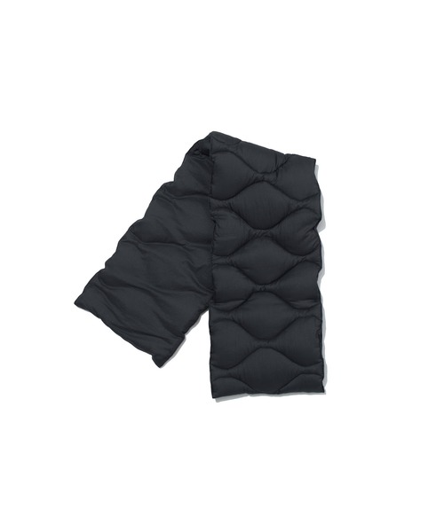 F/CE. （エフシーイー）の「F/CE. 25-TAION BY F/CE. PACKABLE DOWN SCARF / エフシーイー  25-タイオンバイエフシーイーパッカブルダウンスカーフ（マフラー・メンズ・グレー/ダークグリーン/ブラック/ネイビー/パープル・FREE）」の2枚目の写真