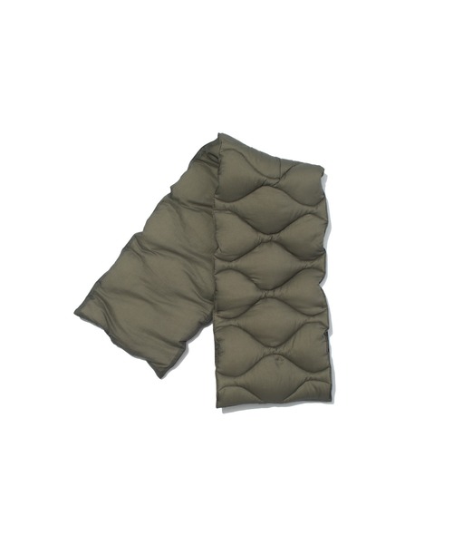 F/CE. （エフシーイー）の「F/CE. 25-TAION BY F/CE. PACKABLE DOWN SCARF / エフシーイー  25-タイオンバイエフシーイーパッカブルダウンスカーフ（マフラー・メンズ・グレー/ダークグリーン/ブラック/ネイビー/パープル・FREE）」の4枚目の写真