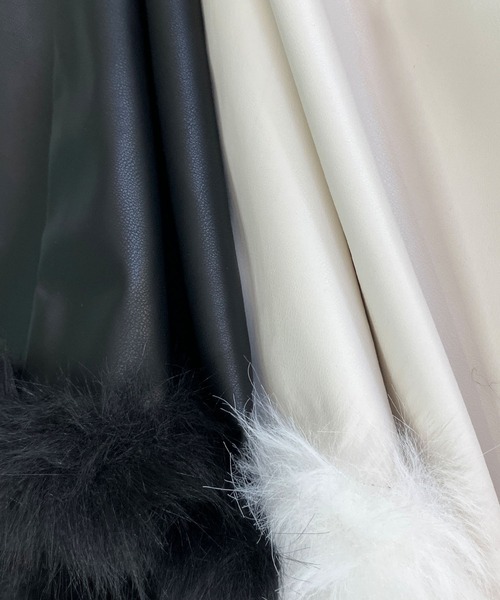 meJane(ミージェーン)の「裾ファー 合皮ミニスカート(スカート・レディース・ホワイト/ブラック・S/M)」の11枚目の写真