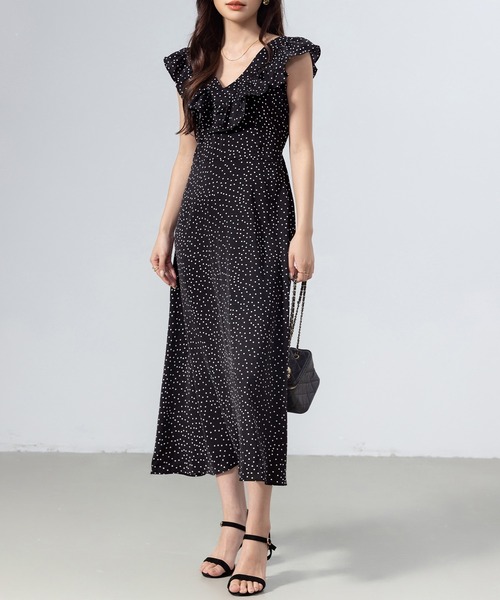 DAY CLOSET(デイ クローゼット)の「レディース 前後2WAY小粒柄ワンショルロングワンピース(ワンピース・レディース・ブラック系その他/ドット・M/L/XL/S)」の5枚目の写真