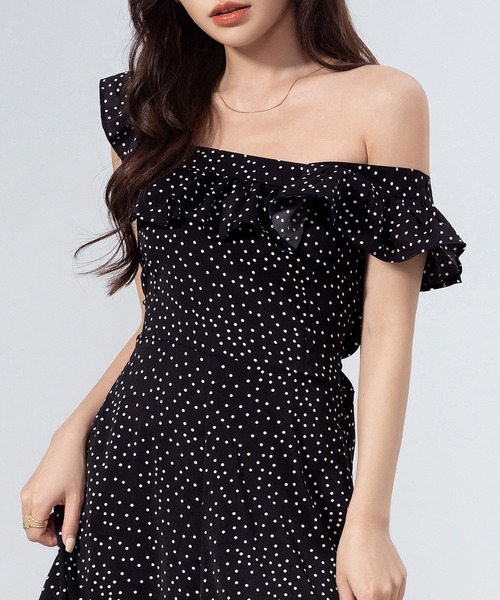 DAY CLOSET(デイ クローゼット)の「レディース 前後2WAY小粒柄ワンショルロングワンピース(ワンピース・レディース・ブラック系その他/ドット・M/L/XL/S)」の13枚目の写真