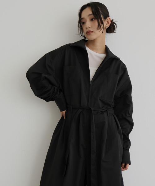 hellam（へラム）の「合繊ツイル スタンドカラージャンプスーツ（つなぎ/オールインワン・レディース・オフホワイト/ブラック/グレイッシュベージュ/ブラウン・FREE）」の13枚目の写真