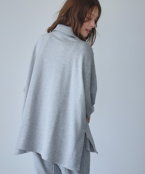 ELFRANK（エルフランク）の「ドライスウェット セットアップ 襟付き スキッパー カットソー クロップドパンツ 2点セット 上下セット（セットアップ・レディース・グレー/オフホワイト・S/M）」の18枚目の写真