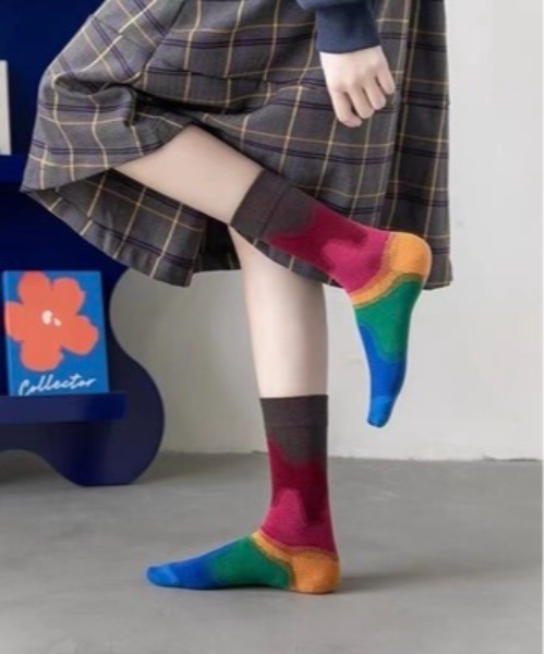 Burner（バーナー）の「【OKUOKU　0909】カラフル　ドット　抽象柄ソックス oku-socks-738984993663-3（ソックス/靴下・レディース・ブルー系その他/ワイン系/ブラック系その他・FREE）」の3枚目の写真