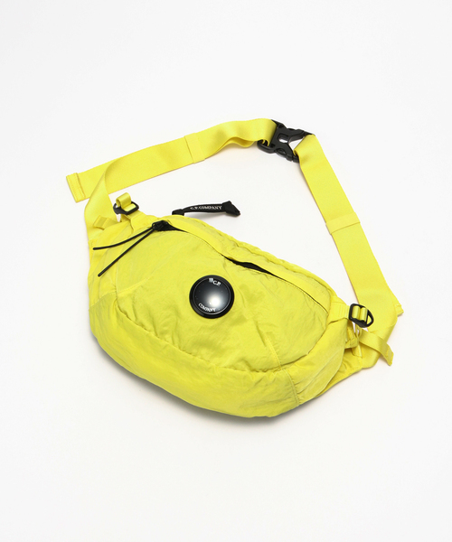 C.P. COMPANY（シーピーカンパニー）｜バッグ一覧 - WEAR