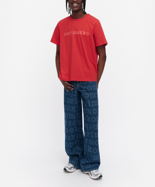 marimekko(マリメッコ)の「【kioski】 Vihne Logo / t-shirt(Tシャツ/カットソー・レディース・ブラック/レッド・X-SMALL/SMALL/MEDIUM/LARGE)」の2枚目の写真