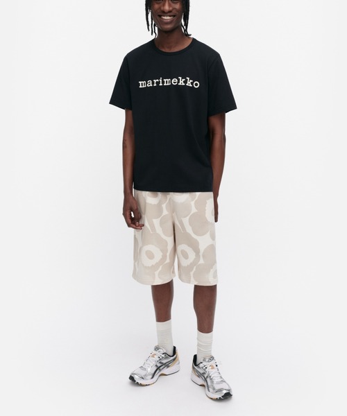 marimekko(マリメッコ)の「【kioski】 Vihne Logo / t-shirt(Tシャツ/カットソー・レディース・ブラック/レッド・X-SMALL/SMALL/MEDIUM/LARGE)」の6枚目の写真