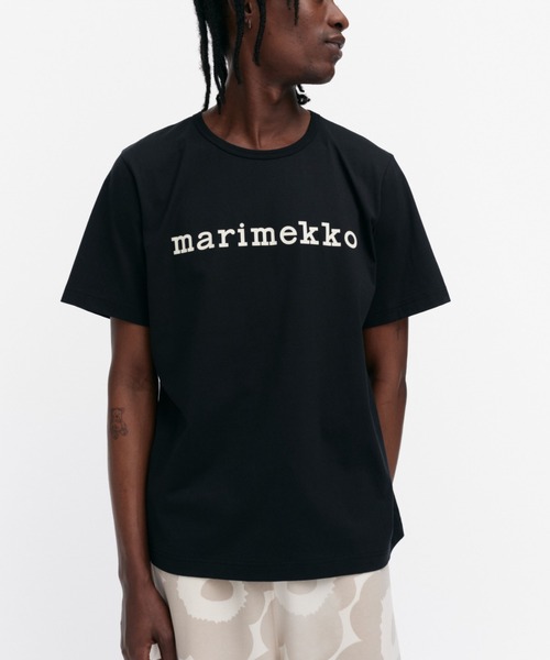 marimekko(マリメッコ)の「【kioski】 Vihne Logo / t-shirt(Tシャツ/カットソー・レディース・ブラック/レッド・X-SMALL/SMALL/MEDIUM/LARGE)」の9枚目の写真