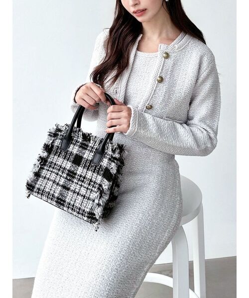 RESEXXY(リゼクシー)の「ノーカラーニットショートジャケット【セットアップ着用可能】(ノーカラージャケット・レディース・グレー/ブラック/ホワイト・FREE)」の2枚目の写真