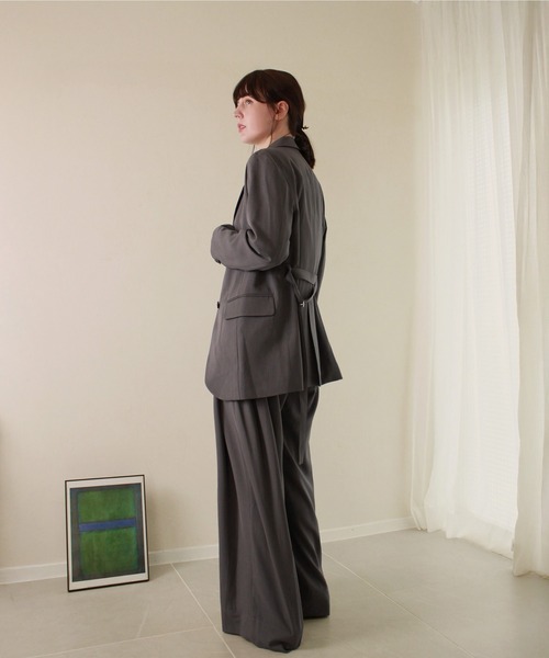 Reurie'(レウリィ)の「【セットアップ着用可能】ベルテッドテーラードジャケット / きれいめ カジュアル モード ベルト付き オフィスカジュアル グレー アイボリー ベージュ ブラック(テーラードジャケット・レディース・ブラック/グレー/アイボリー・FREE)」の13枚目の写真
