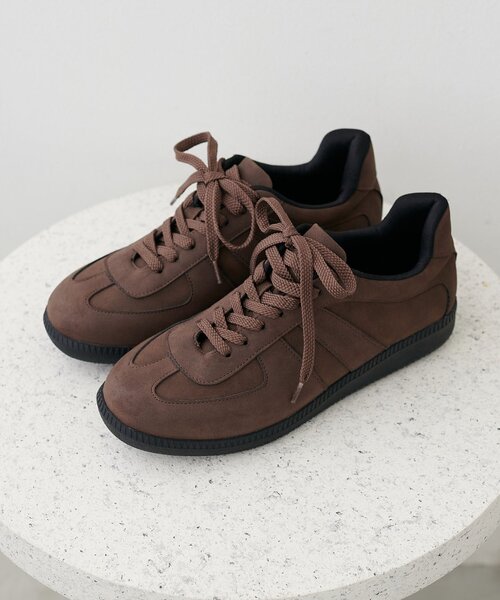 DISCOAT(ディスコート)の「【ユニセックス】ジャーマントレーナー(スニーカー・レディース・キャメル/グレー/ブラウン・24.5cm/23.5cm/27.5cm/26.5cm)」の4枚目の写真