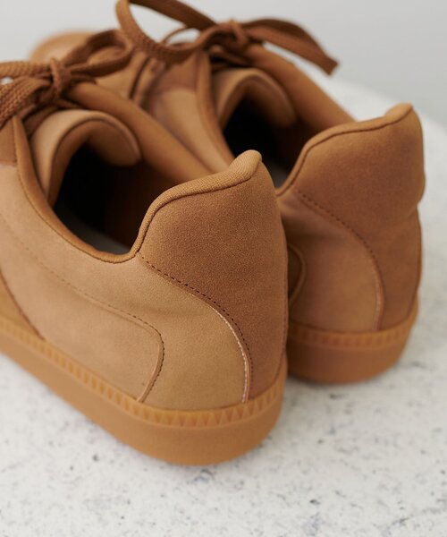 DISCOAT(ディスコート)の「【ユニセックス】ジャーマントレーナー(スニーカー・レディース・キャメル/グレー/ブラウン・24.5cm/23.5cm/27.5cm/26.5cm)」の12枚目の写真