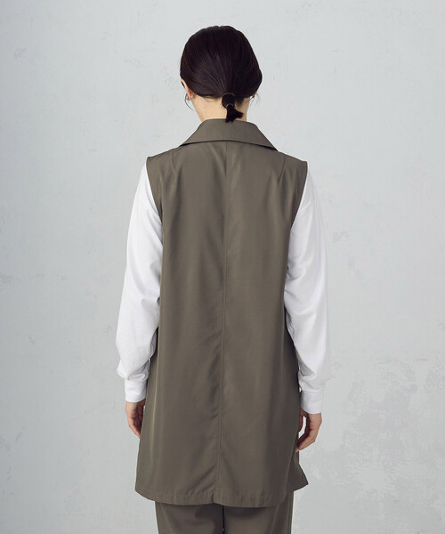 COMME CA ISM（コムサイズム）の「【セットアップ対応】ポリエステルツイル　ロングジレ（ベスト・レディース・カーキ/ブラック・FREE）」の17枚目の写真