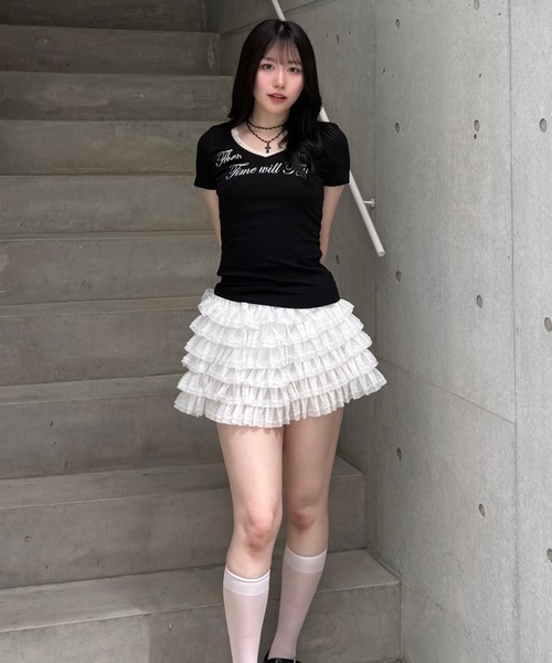 Lae(レイ)の「レースレタリングTシャツ(Tシャツ/カットソー・レディース・ブラック/ホワイト・MEDIUM/SMALL)」の9枚目の写真