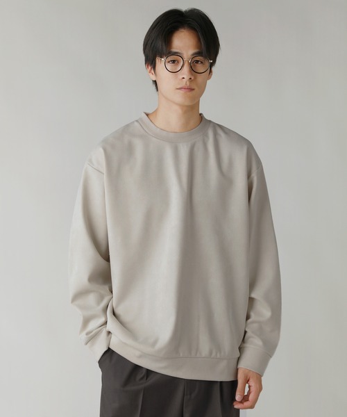 LIL VENDARS(リルヴェンダース)の「Buyer's Select/フェイクスウェードクルーネックトレーナー(スウェット・メンズ・ライトグレー/ブルー/アイボリー/スミクロ・M/L/LL)」の2枚目の写真