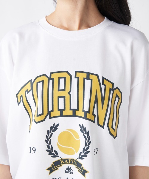 Kappa(カッパ)の「≪ウェルネスシリーズ≫ルーズフィット テニスグラフィック ユニセックスTシャツ(Tシャツ/カットソー・レディース・ホワイト/ブラック/ブラウン系その他・LARGE/MEDIUM/SMALL)」の8枚目の写真