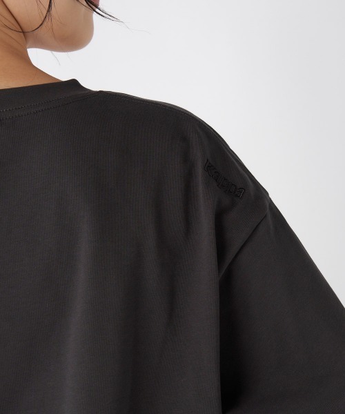 Kappa(カッパ)の「≪ウェルネスシリーズ≫ルーズフィット テニスグラフィック ユニセックスTシャツ(Tシャツ/カットソー・レディース・ホワイト/ブラック/ブラウン系その他・LARGE/MEDIUM/SMALL)」の17枚目の写真