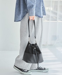 LAKOLE | ヌバック風コンビ巾着ショルダーバッグ / 587754(ショルダーバッグ)