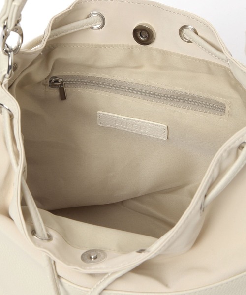 LAKOLE（ラコレ）の「ヌバック風コンビ巾着ショルダーバッグ / 587754（ショルダーバッグ・レディース・ベージュ/オフホワイト/ブラック・FREE）」の22枚目の写真