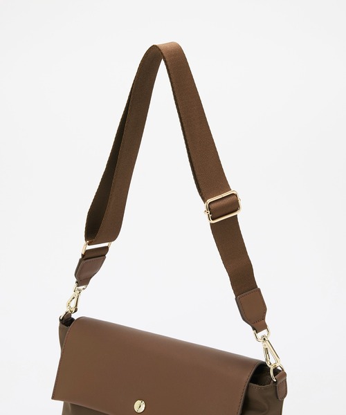 Breath TOPKAPI(ブレストプカピ)の「【Breath TOPKAPI】DAY TRIPPER デイトリッパー ナイロン ショルダーバッグ(ショルダーバッグ・レディース・ブラウン/ブラック/グレイッシュベージュ・FREE)」の10枚目の写真