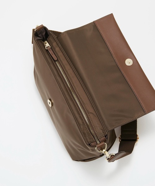 Breath TOPKAPI(ブレストプカピ)の「【Breath TOPKAPI】DAY TRIPPER デイトリッパー ナイロン ショルダーバッグ(ショルダーバッグ・レディース・ブラウン/ブラック/グレイッシュベージュ・FREE)」の14枚目の写真