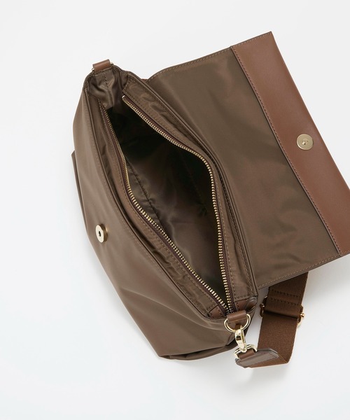Breath TOPKAPI(ブレストプカピ)の「【Breath TOPKAPI】DAY TRIPPER デイトリッパー ナイロン ショルダーバッグ(ショルダーバッグ・レディース・ブラウン/ブラック/グレイッシュベージュ・FREE)」の15枚目の写真