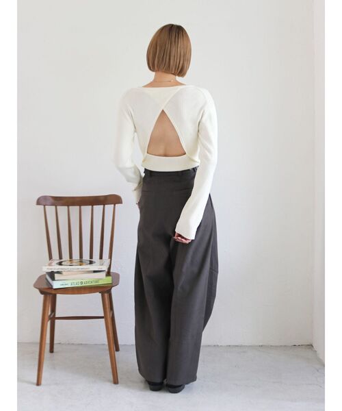 Ungrid（アングリッド）の「起毛コクーンチノパンツ（チノパンツ・レディース・アイボリー/チャコールグレー・SMALL/MEDIUM）」の21枚目の写真