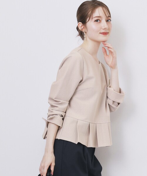 index（インデックス）の「ストレッチペプラムラメトップス【洗濯機OK/防シワ/抗ピル】《S～3L》（Tシャツ/カットソー・レディース・ナチュラル/チャコールグレー/サックスブルー・42/40/38/36/44）」の8枚目の写真