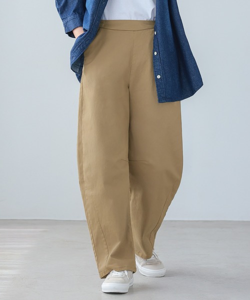itto...(イット)の「ストレッチツイルカーブパンツ(チノパンツ・レディース・カーキ/ブラック/ベージュ・L/M)」の2枚目の写真