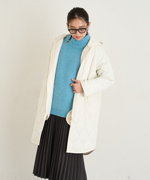 un dix cors(アンディコール)の「《着回し力抜群》ベスト+キルティングロングコート(ダウンジャケット/コート・レディース・ブラック/アイボリー・FREE)」の4枚目の写真