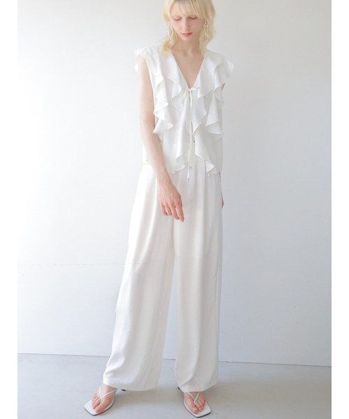 swane(スワネ)の「front frill open tops(シャツ/ブラウス・レディース・ホワイト・FREE)」の2枚目の写真