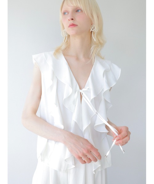 swane(スワネ)の「front frill open tops(シャツ/ブラウス・レディース・ホワイト・FREE)」の7枚目の写真