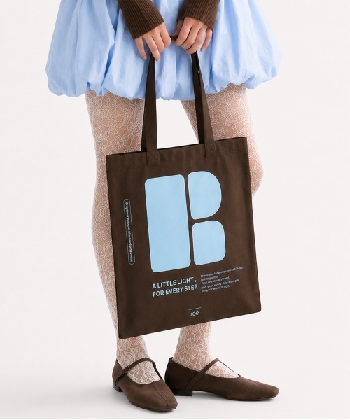 rae(レイ)の「【新色追加】rae /Urban Print Tote Bag / アーバンプリントトートバッグ(トートバッグ・レディース・ダークグレー/グリーン/ネイビー系/イエロー/オレンジ/ダークブラウン/バーガンディー/ミント/サンドベージュ/サックスブルー/ピンク/ライトパープル/ライトブルー/オリーブ/パープル・FREE)」の1枚目の写真