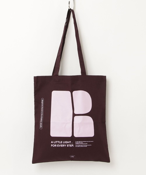 rae(レイ)の「【新色追加】rae /Urban Print Tote Bag / アーバンプリントトートバッグ(トートバッグ・レディース・ダークグレー/グリーン/ネイビー系/イエロー/オレンジ/ダークブラウン/バーガンディー/ミント/サンドベージュ/サックスブルー/ピンク/ライトパープル/ライトブルー/オリーブ/パープル・FREE)」の10枚目の写真