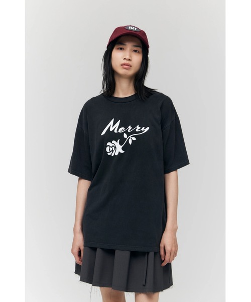 FELICITY（フェリシティ）の「Merry T-Shirt（Tシャツ/カットソー・レディース・グレー/レッド/ホワイト/チャコール・2）」の3枚目の写真