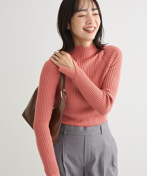 Petit fleur(プチフルール)の「・Petit Fleur ボトルネックリブニット(ニット/セーター・レディース・ブラック/オフホワイト/チャコールグレー/ブルー/ピンク/ライトグレー・FREE)」の6枚目の写真