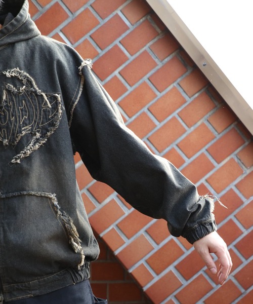 8(eight)(エイト)の「トライバルフリンジデニムZIPパーカー(パーカー・メンズ・ブラック/ブルー・MEDIUM/LARGE)」の4枚目の写真