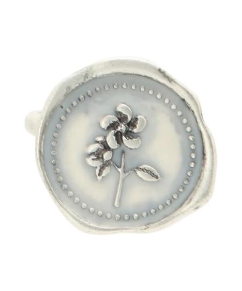 Samansa Mos2（サマンサ モスモス）の「シーリングスタンプ風リング（ピアス（両耳用）・レディース・シルバー/ゴールド・F）」の2枚目の写真