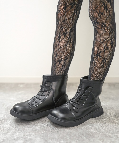 SOROTTO(ソロット)の「レースアップのアンクル丈ショートブーツ(ブーツ・キッズ・ブラック・18.0cm/19.0cm/20.0cm/21.0cm/22.0cm)」の10枚目の写真