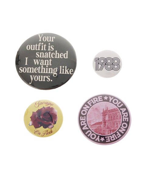 jouetie（ジュエティ）の「缶バッチSET（バッジ・レディース・ブラック/グリーン・FREE）」の2枚目の写真