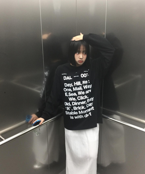 DURTの「OUR DAILY LONG SLEEVE TEE (BLACK)(Tシャツ/カットソー・レディース・その他・SMALL/MEDIUM/LARGE/X-LARGE)」の2枚目の写真