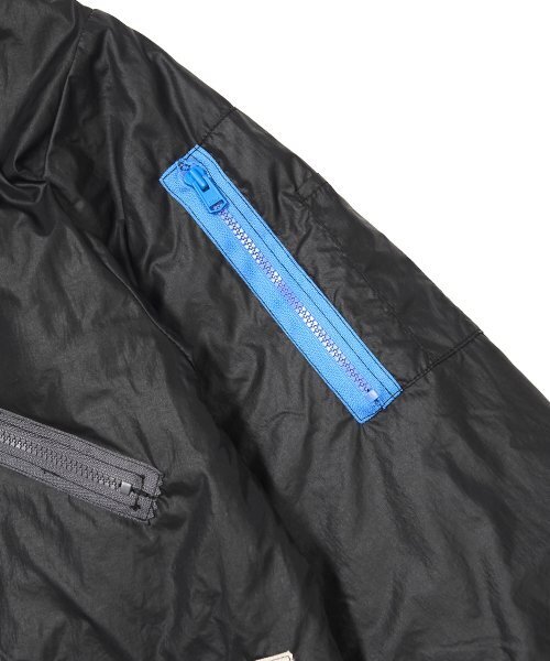 STIGMA(スティグマ)の「ZIPPER OVERSIZED FISHTAIL PARKA BLACK(ミリタリージャケット・メンズ・その他・LARGE/MEDIUM/X-LARGE)」の7枚目の写真