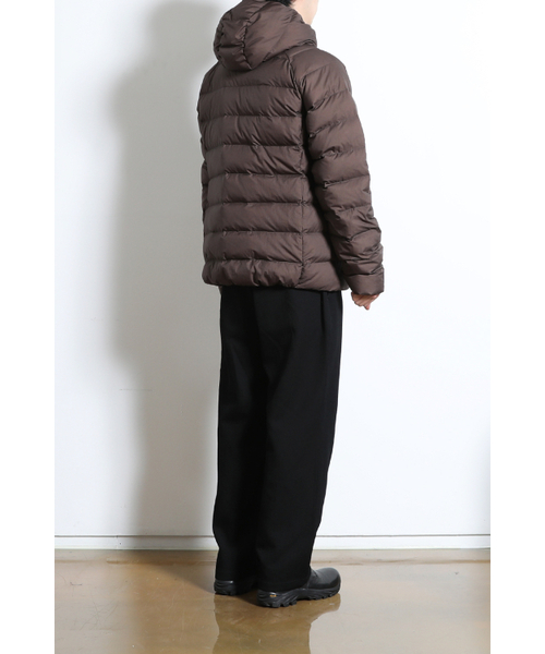 HORLISUN(ホーリーサン)の「Frost Hood Duckdown Light Jacket Dark Brown(ダウンジャケット/コート・メンズ・その他・SMALL/MEDIUM/LARGE)」の12枚目の写真