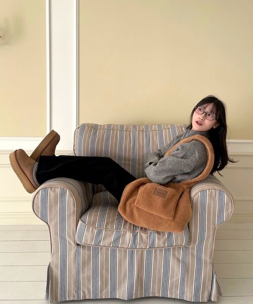 WEDNESDAYOASISFORWOMEN（ウェンズデー オアシス フォー ウーマン）の「ウォーミーリバーシブルダンブルバッグ_BEIGE(W25-ACC07)（ショルダーバッグ・レディース・ベージュ・OS）」の5枚目の写真