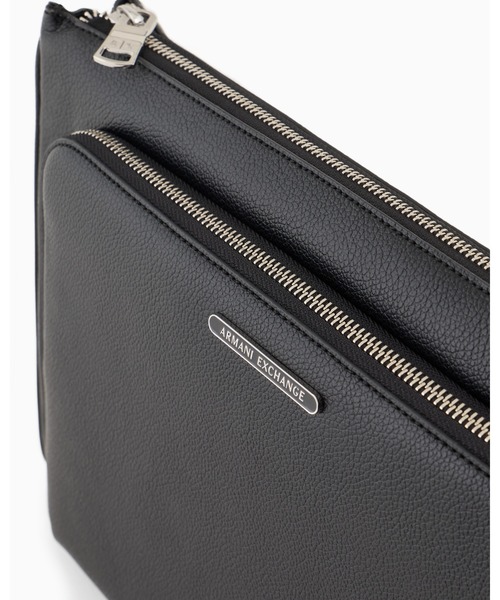 ARMANI EXCHANGE（アルマーニエクスチェンジ）の「【A|X アルマーニ エクスチェンジ】AXロゴ クラッチバッグ（クラッチバッグ・メンズ・ブラック・FREE）」の5枚目の写真