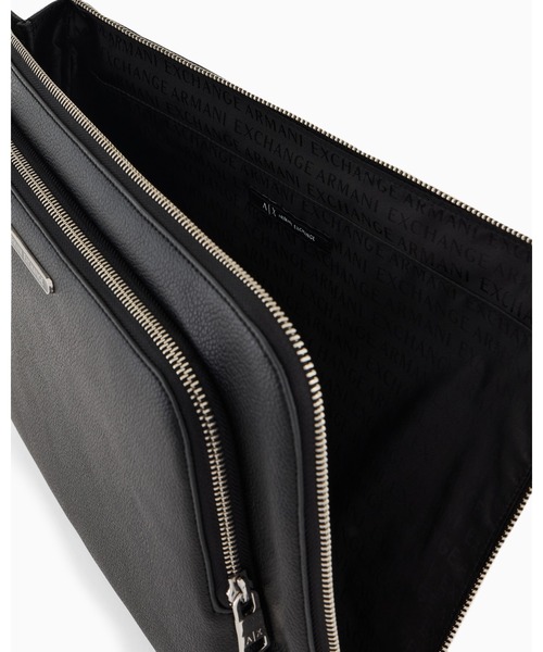 ARMANI EXCHANGE（アルマーニエクスチェンジ）の「【A|X アルマーニ エクスチェンジ】AXロゴ クラッチバッグ（クラッチバッグ・メンズ・ブラック・FREE）」の6枚目の写真