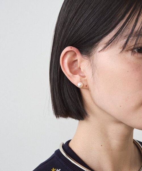 LOUNGEDRESS（ラウンジドレス）の「【GALENA/ガレナ】8mmパール一粒ピアス（ピアス（両耳用）・レディース・オフホワイト・FREE）」の2枚目の写真