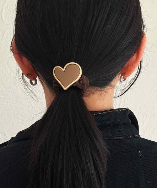 kutir（クティール）の「kutirlune／ワンポイントハートヘアゴム（ヘアゴム・レディース・ブラック/ベージュ/レッド・FREE）」の3枚目の写真