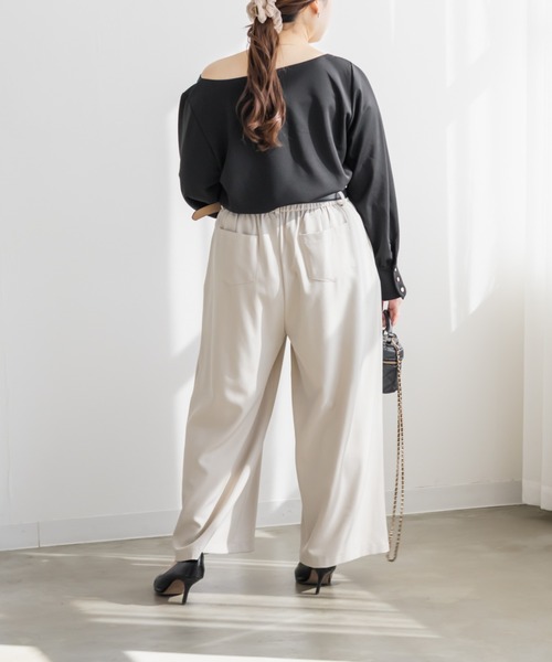 CLETTE（クレット）の「CLETTEオリジナルボートネックカットソーブラウス（シャツ/ブラウス・レディース・ブラック/ピンクベージュ/ホワイト・4L/3L/LL）」の9枚目の写真